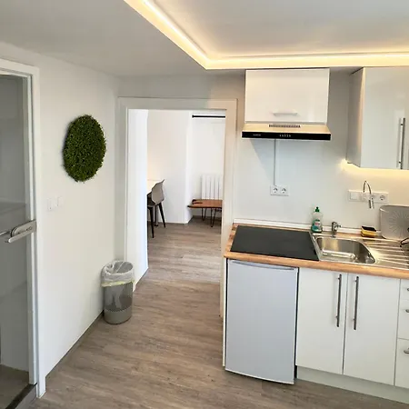 Beefree Cozy Mini Loft35 I Free Parking I Bus Stop *