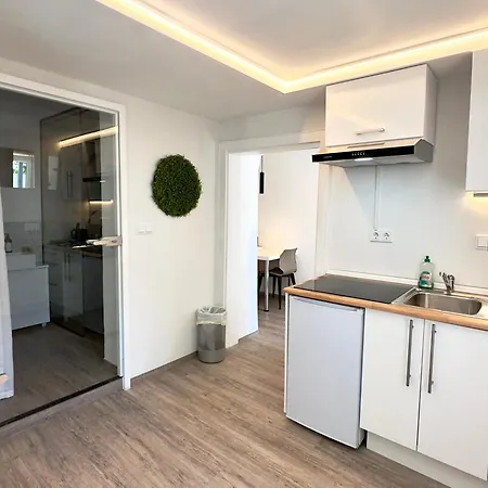 Beefree Cozy Mini Loft35 I Free Parking I Bus Stop Διαμέρισμα *