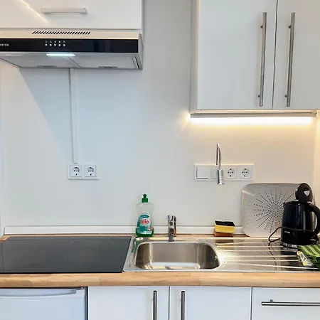 Beefree Cozy Mini Loft35 I Free Parking I Bus Stop Pasawa