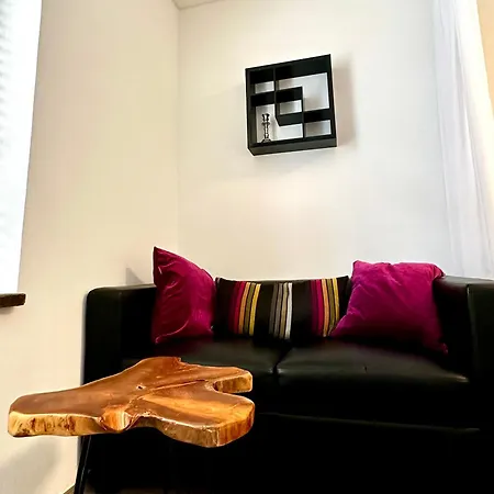 Apartament Beefree Cozy Mini Loft35 I Free Parking I Bus Stop *